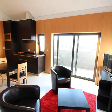 Smartr Porto Reis De Gaia & Apartman