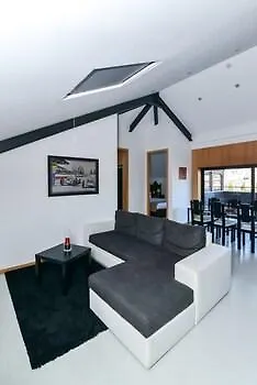 Smartr Porto Reis De Gaia & *